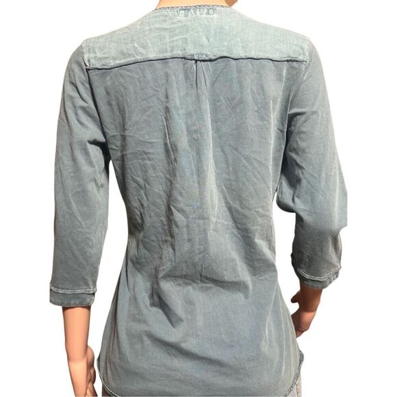 Pulp crew neck 3/4 sleeve detail front ribbed Aegean blue novelty top M - Picture 3 of 5